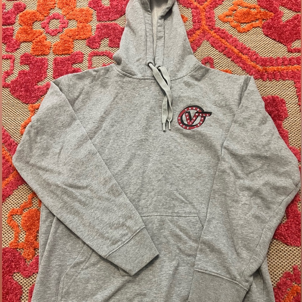 cute gray/red vans hoodie!